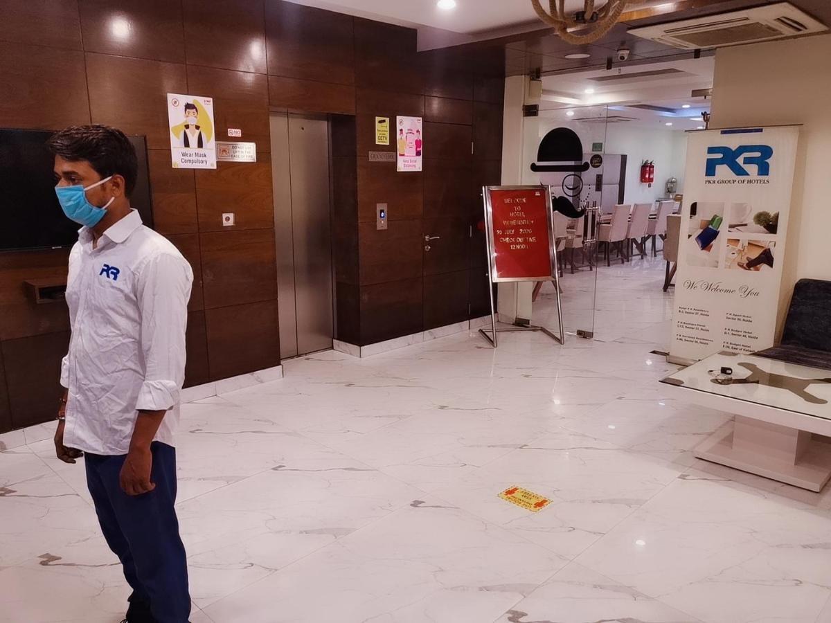 Hotel Pk Residency نويدا المظهر الخارجي الصورة
