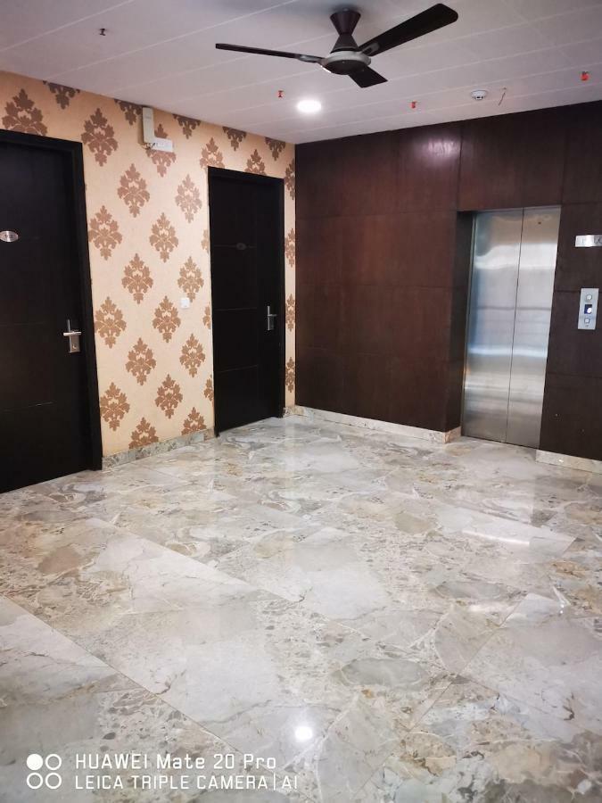 Hotel Pk Residency نويدا المظهر الخارجي الصورة